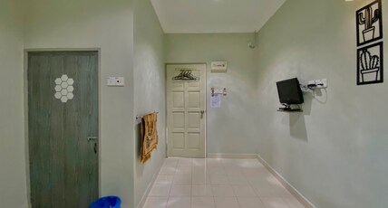 Hotel O D Qamar Motel Room Type - Suite Triple