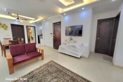 VacationBuddy Aarohi Homes 3bhk West Delhi