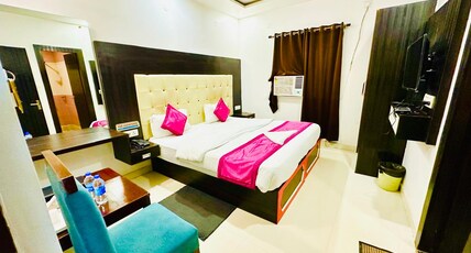 HOTEL GOLDEN TULIP Room Type - EXECUTIVE ROOM