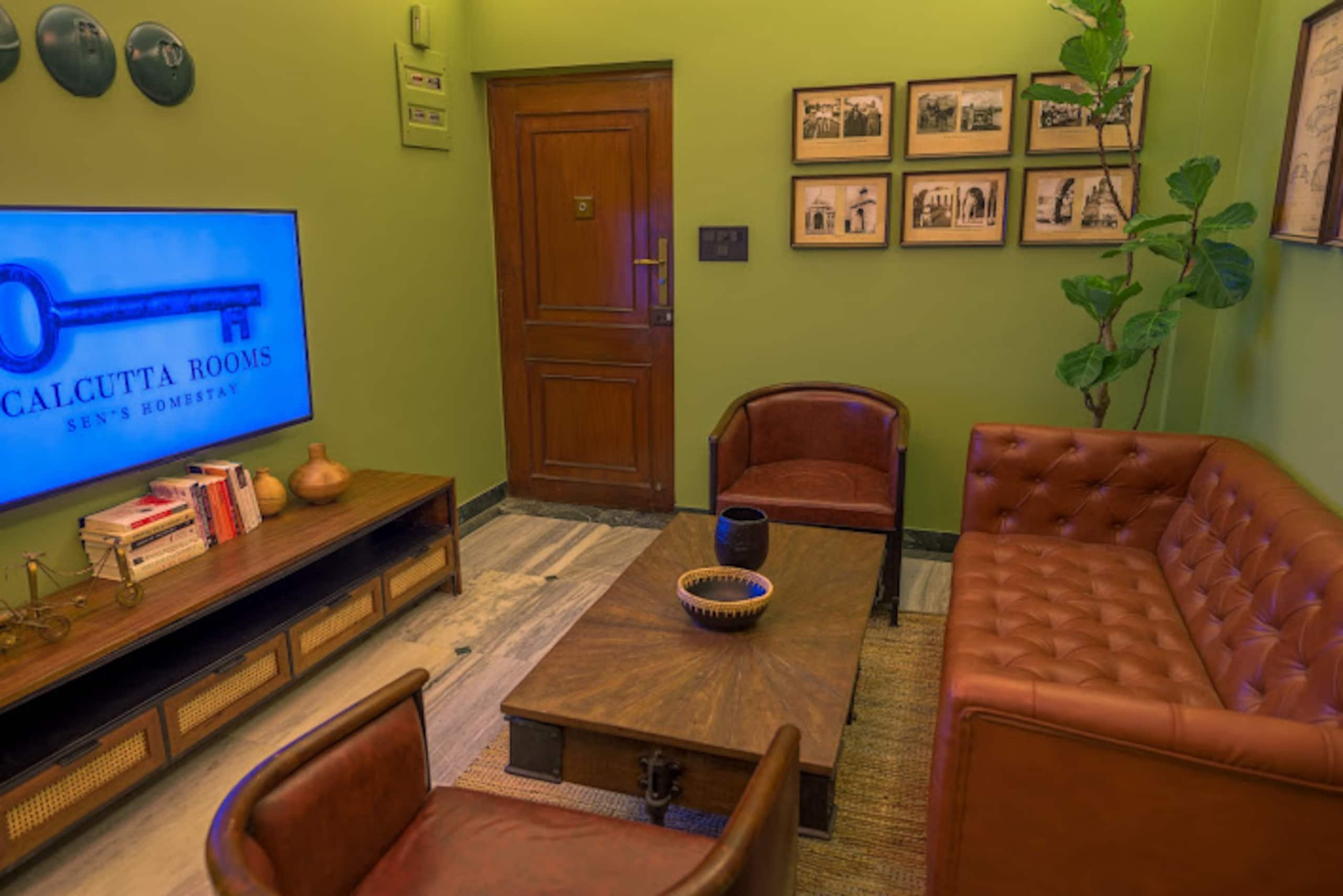 Calcutta Rooms Sen s Homestay - Tap to explore photos
