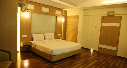 Emarald Resort Room Type - EXECUTIVE AC ROOM