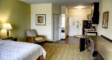Candlewood Suites - Austin North Room Type - 1 King Bed Studio Suite