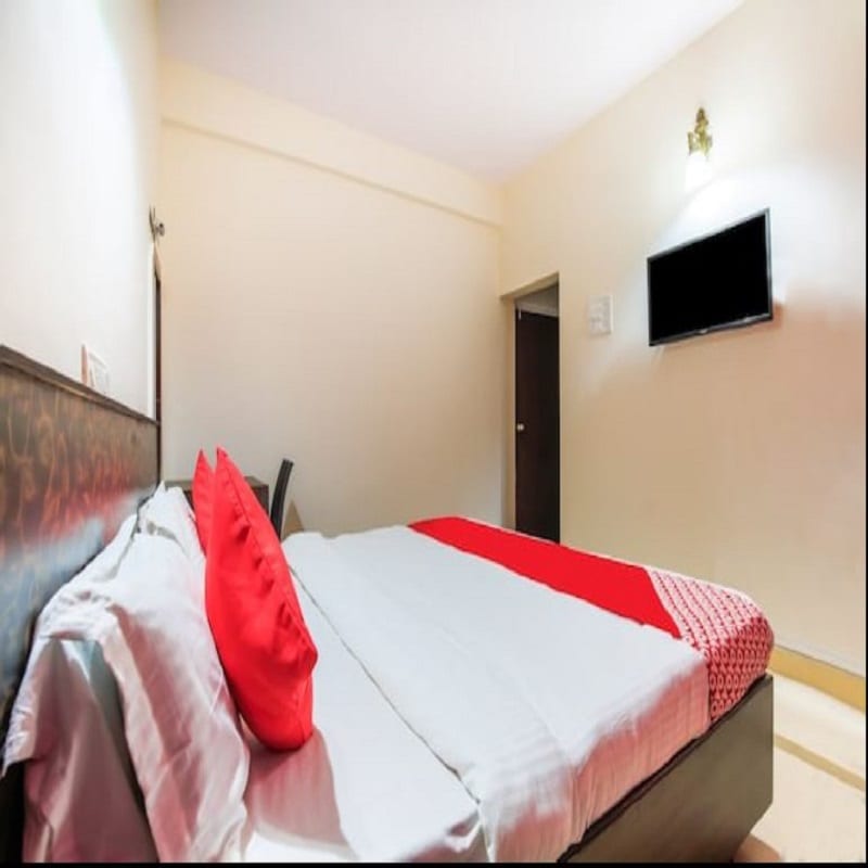 Hotel Colva Plaza - Tap to explore photos