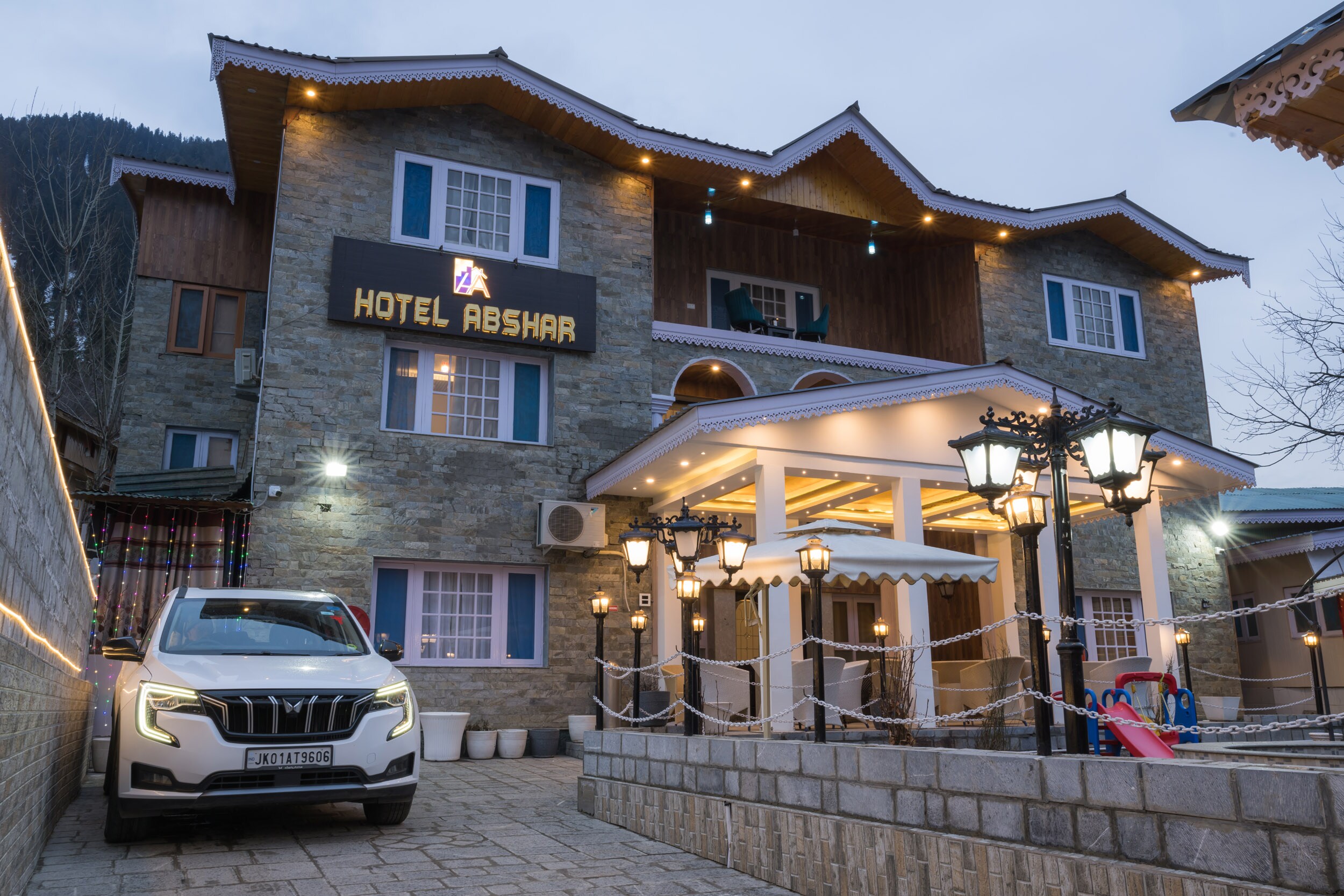 Hotel Abshar - Tap to explore photos