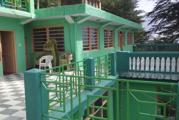 HOTEL AUCKTONG - Tap to explore photos