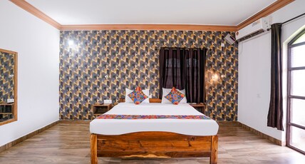 Via Romeo's Stay - A Beach Property Room Type - Premium Room