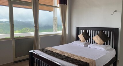 Moon Palace Hill Stay Room Type - Deluxe Room With Hill View