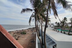 BAY WATCH BEACH HOUSE