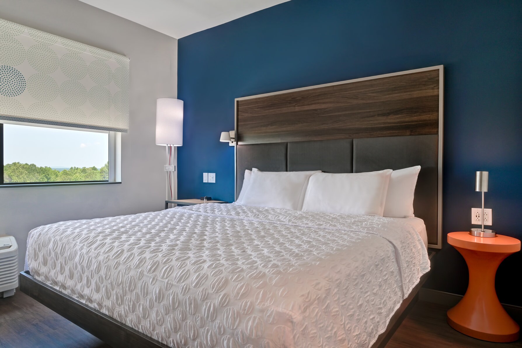 Tru by Hilton Mooresville - Tap to explore photos
