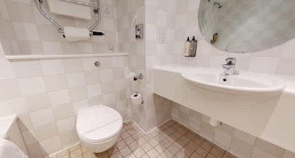Holiday Inn Cambridge Room Type - 2 Single Standard