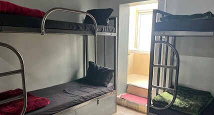 Bykerstops for Bikers and Backpackers Room Type - Standard 4 Bed Male Dorm ensuite