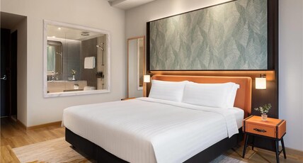 Wyndham Singapore Hotel Room Type - Superior King