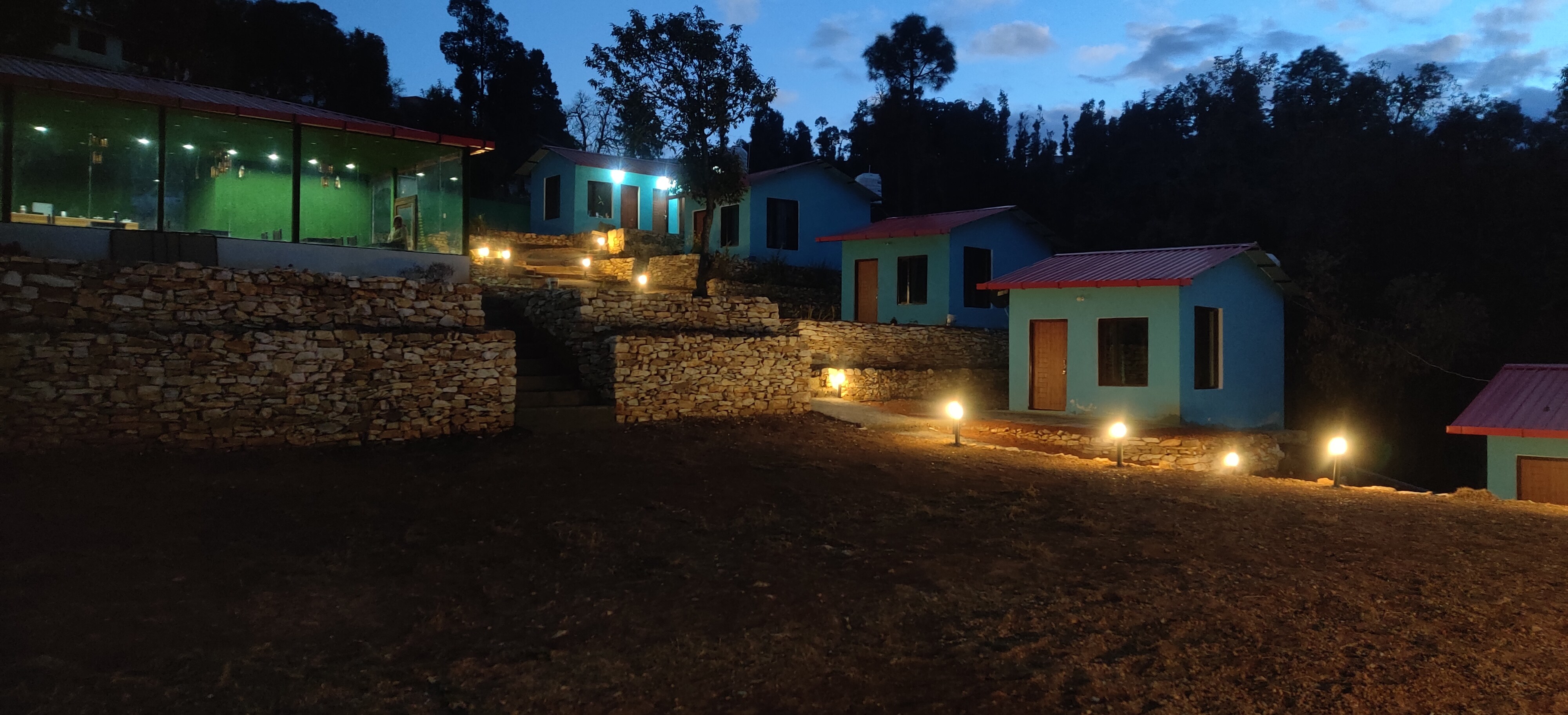 Anandi hotel - Tap to explore photos