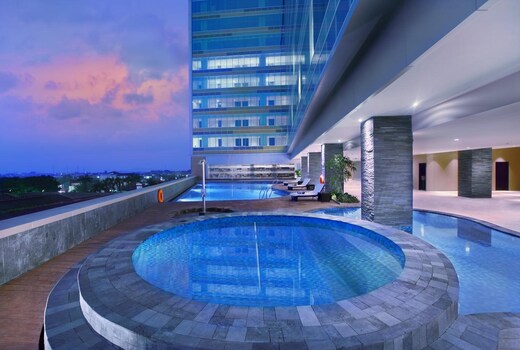 The Alana Hotel & Convention Center Solo
