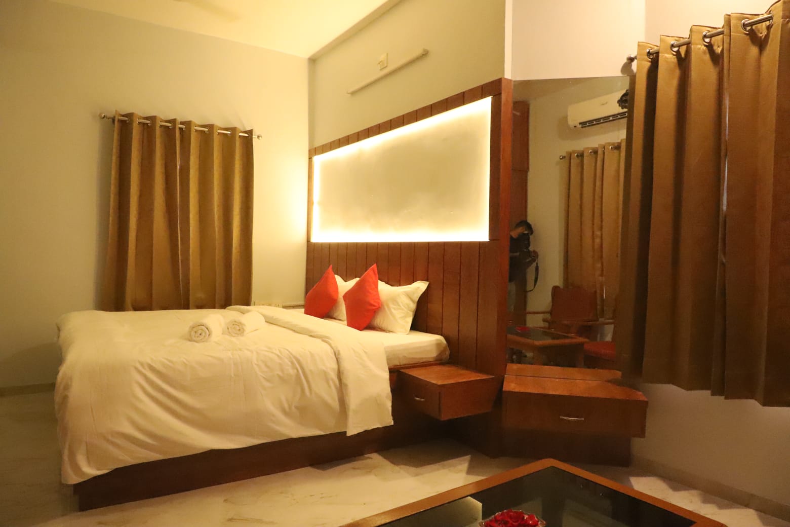 Bhanwar Villas Entire 3 BHK Villa - Tap to explore photos