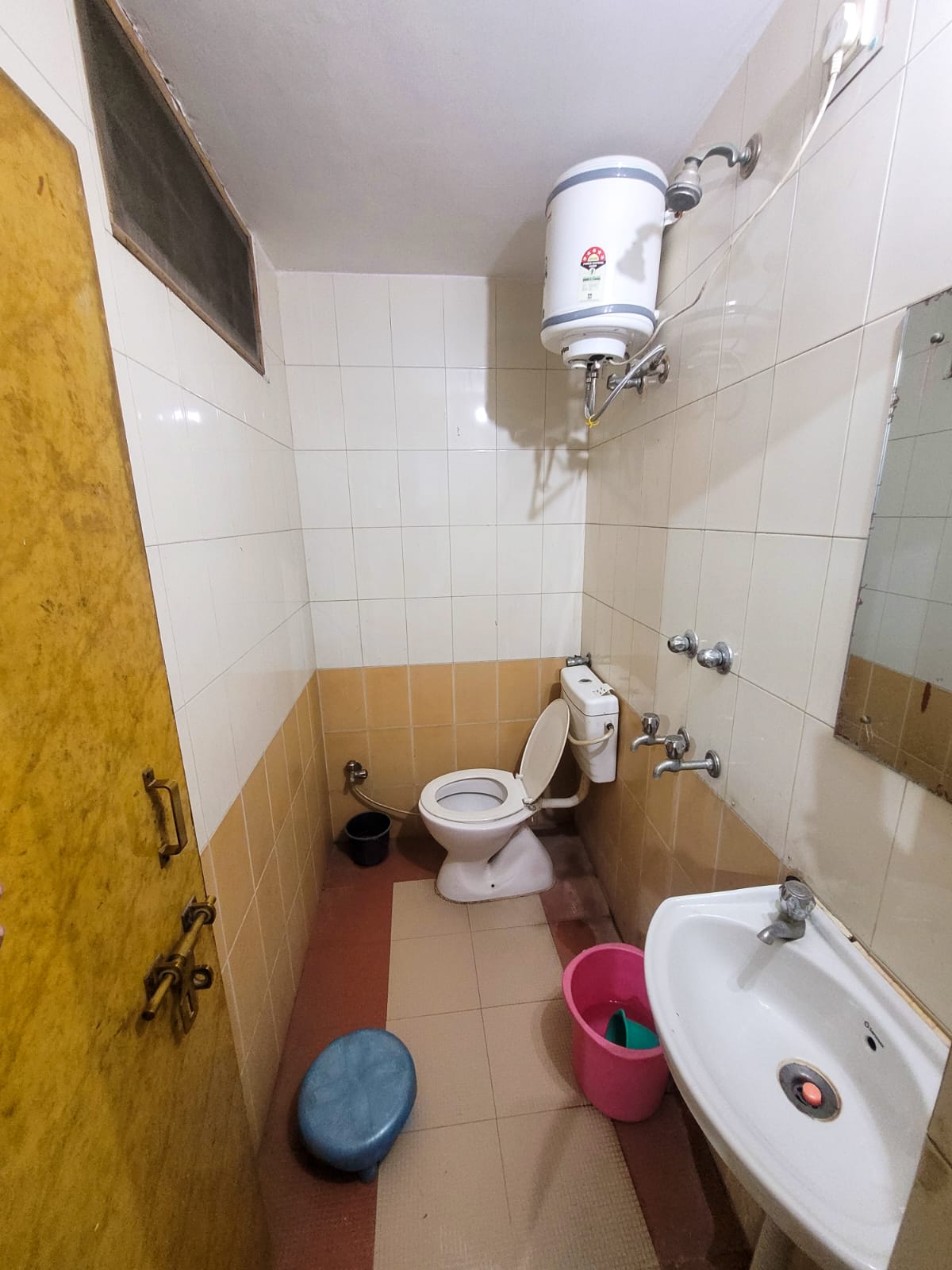 Vrindavan garden - Tap to explore photos