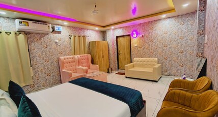 Hotel Diamond Regency Room Type - Suite Room