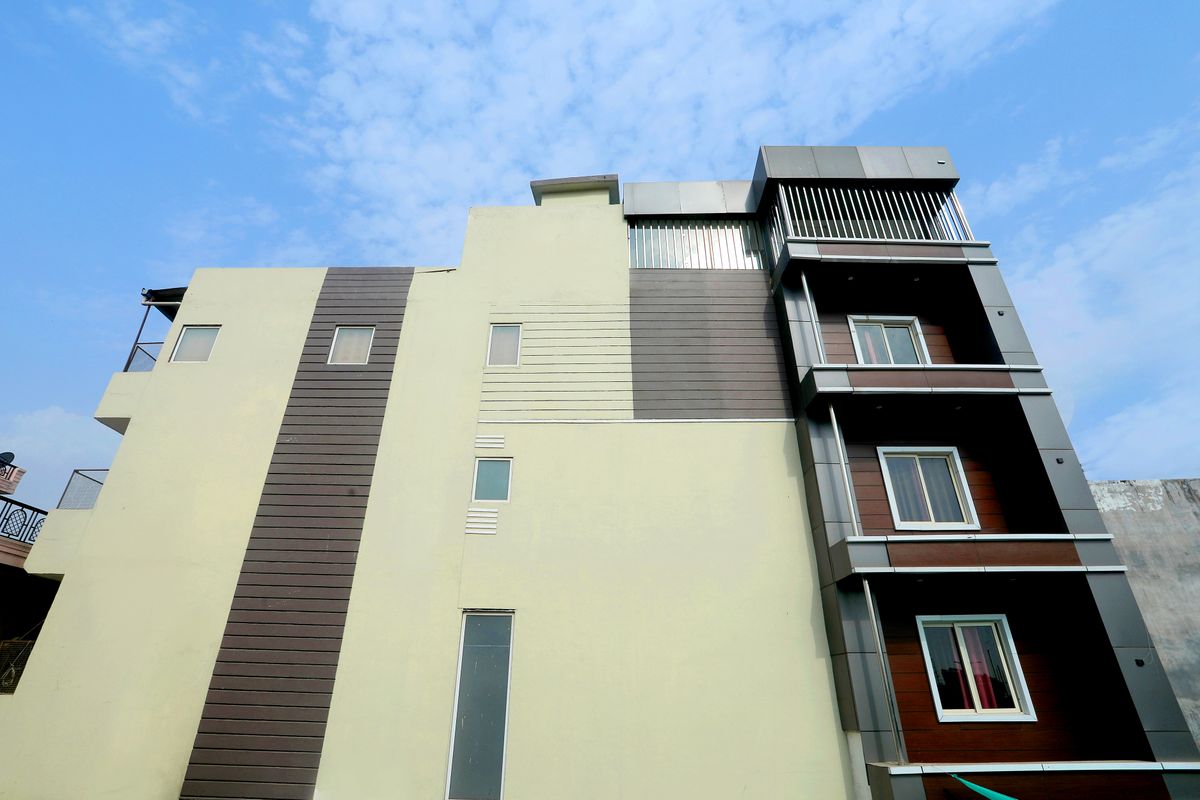 Hotel Kiaara - Tap to explore photos