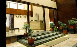 TRESCA A LUXURY HOTEL