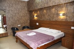 N HOTEL