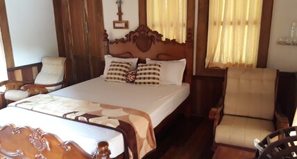 River Lap Homestay Room Type - Single Bedroom Villa