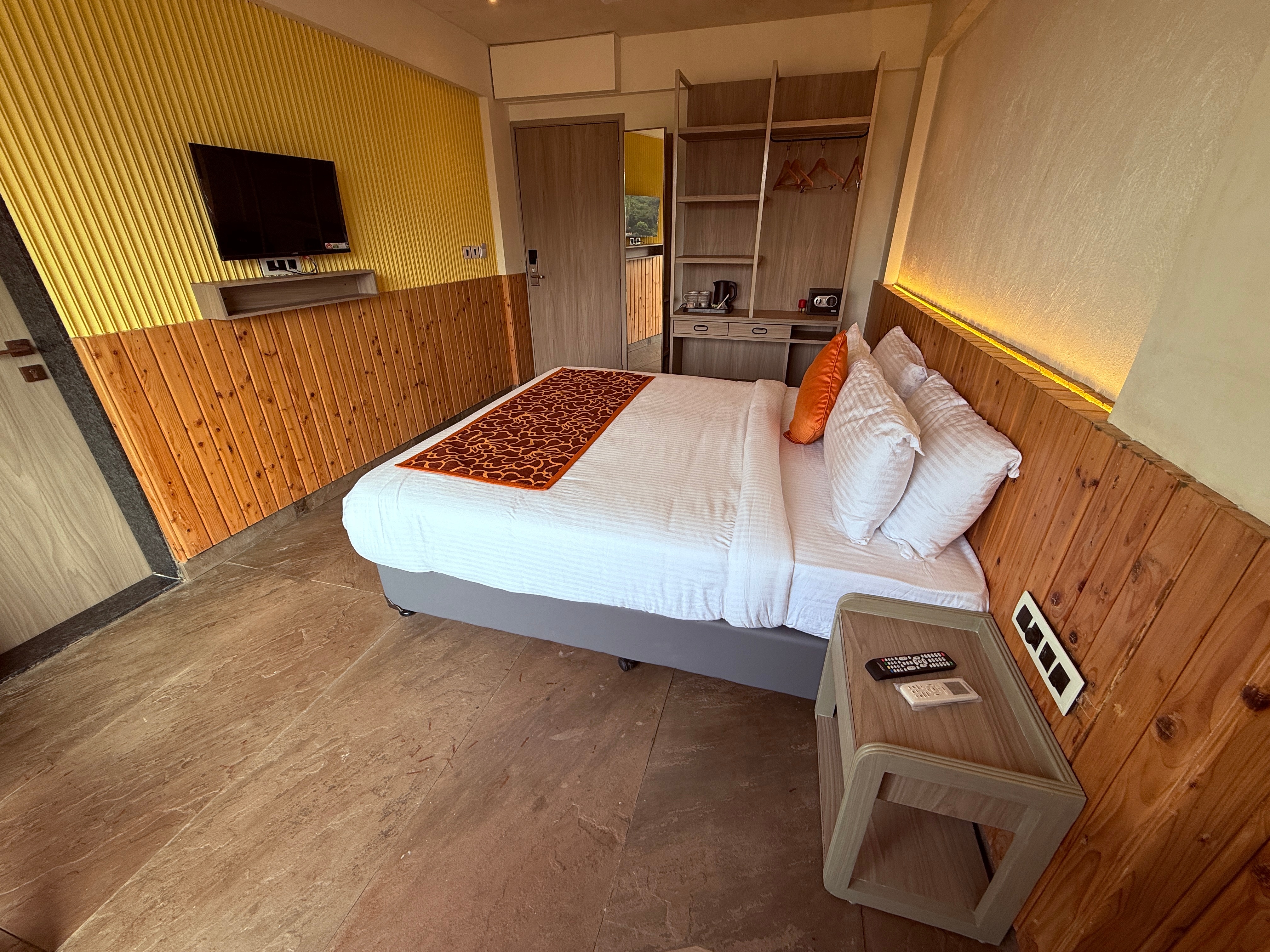 Ikonic Hotel Bhushi Dam Lonavala - Tap to explore photos