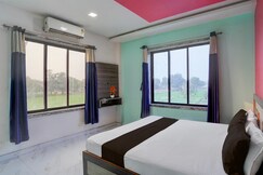 Hotel O Yash Hotel Lawn And Banquet