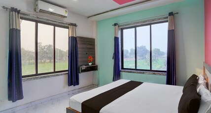 Hotel O Yash Hotel Lawn And Banquet Room Type - Classic