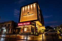 Hotel Rahul Deluxe