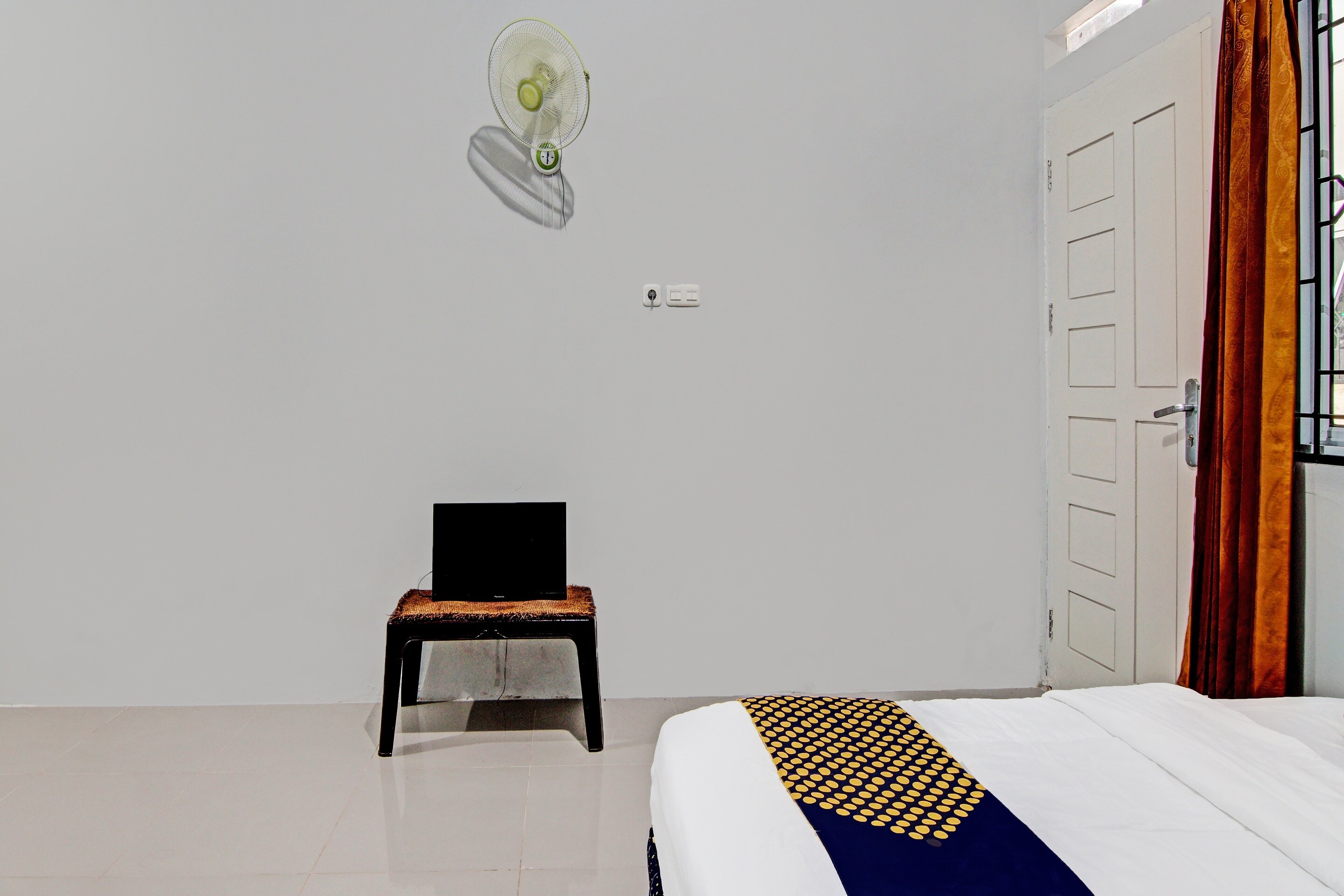 Hotel O Rumah Singgah Kinaya Syariah - Tap to explore photos