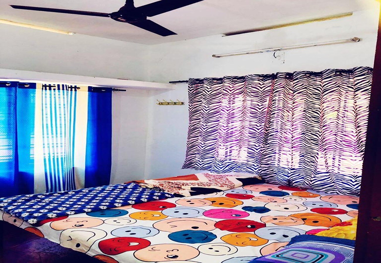 Kuruva Holiday Home - Tap to explore photos