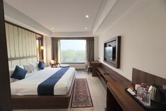 Address of Hotel Amyra