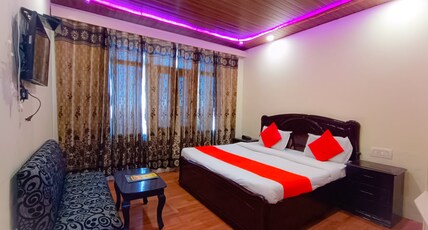 Hotel Surya Resort Dalhousie Room Type - Deluxe Room Hotel Surya Resort Dalhousie Room Type - Deluxe Room