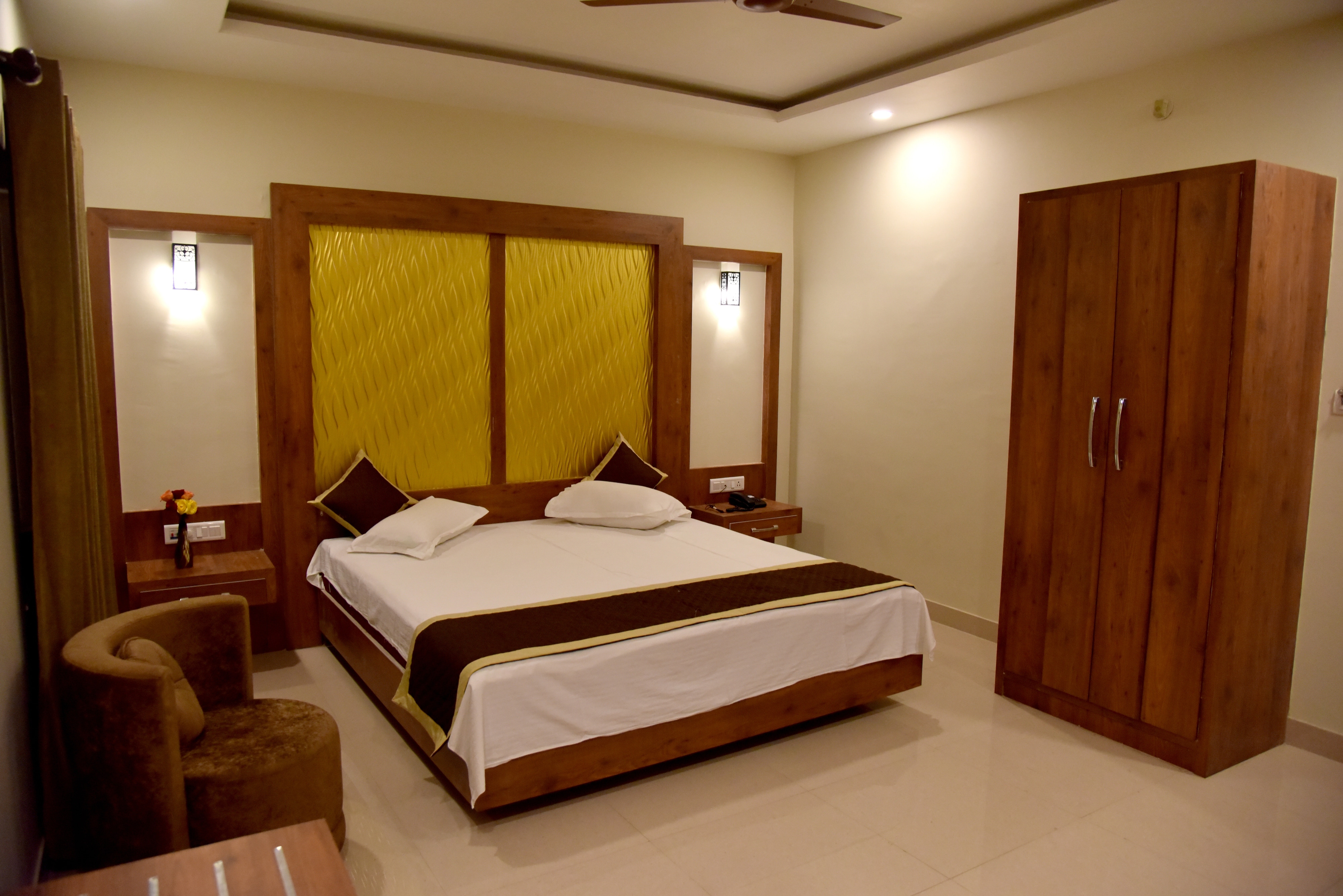 Hotel Triveni Residency - Tap to explore photos