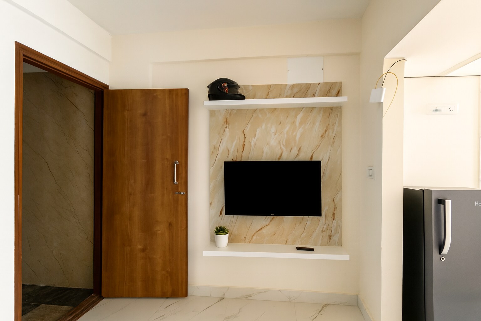 Entire 1BHK condo in Koramangala - Tap to explore photos