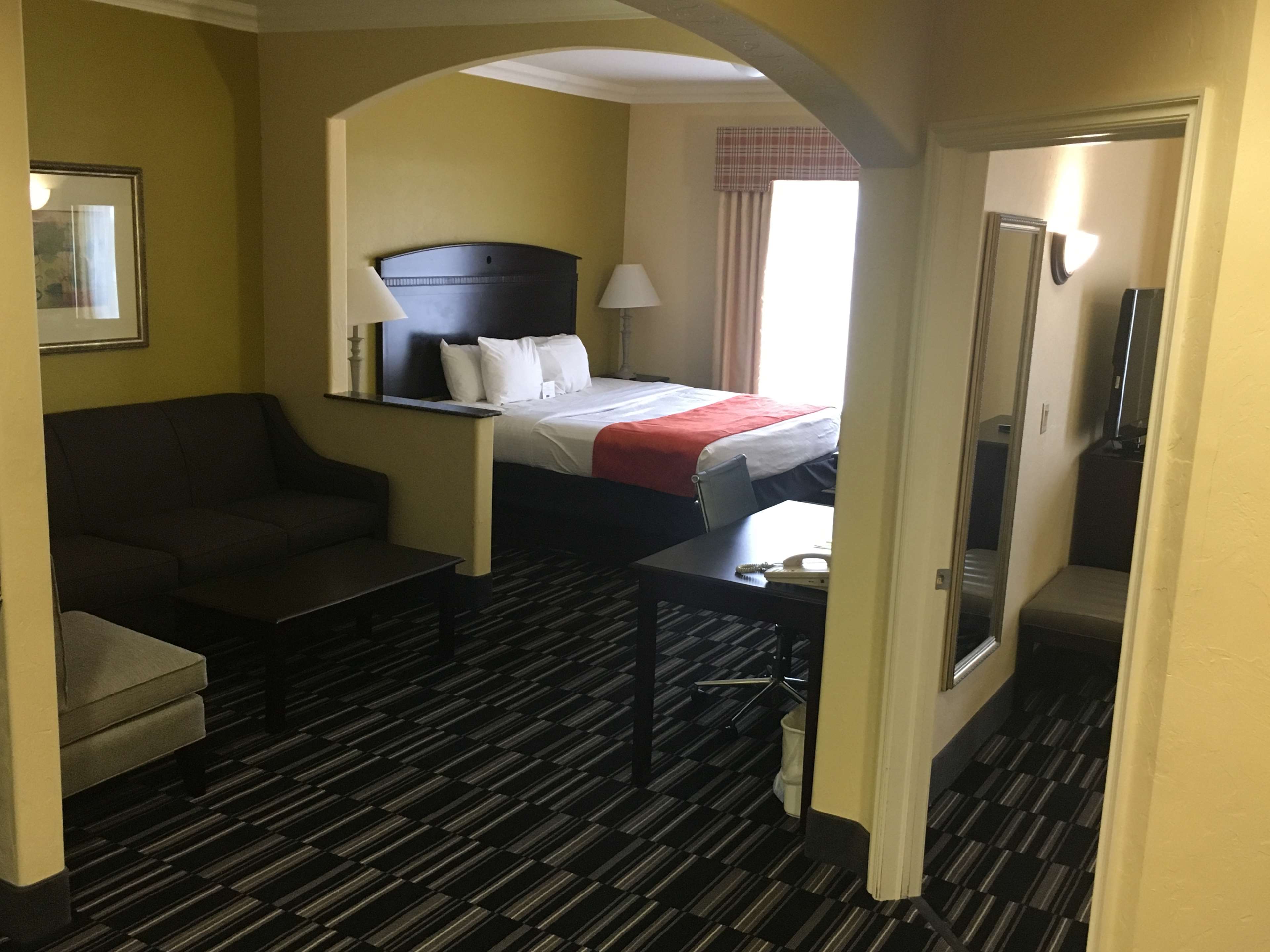 Best Western Plus Barsana Hotel & Suites - Tap to explore photos