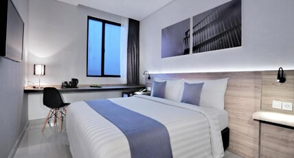Hotel Neo Gajah Mada Room Type - Superior Room