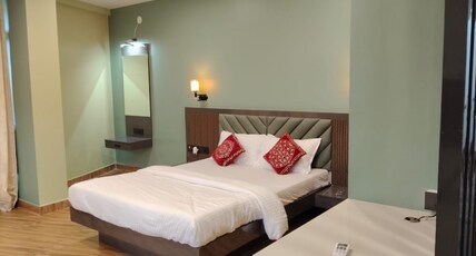 HOTEL RATNADURGA Room Type - Executive Room 2