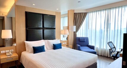 Sora Resort & Suites Sukhumvit Room Type - Premium One Bedroom Suite (City View)