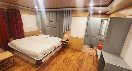 Hotel Highlands Main Market Room Type - Heated Deluxe Room