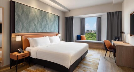 Wyndham Singapore Hotel Room Type - Deluxe King