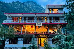 PerkUp Hostel | Private Rooms & Dorms