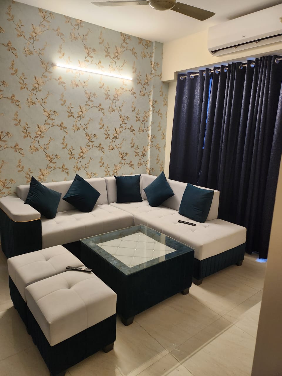 Vibe Blu Hotel and Serviced Apartmnet - Tap to explore photos