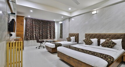 Hotel Stay Inn Room Type - Super Deluxe Room