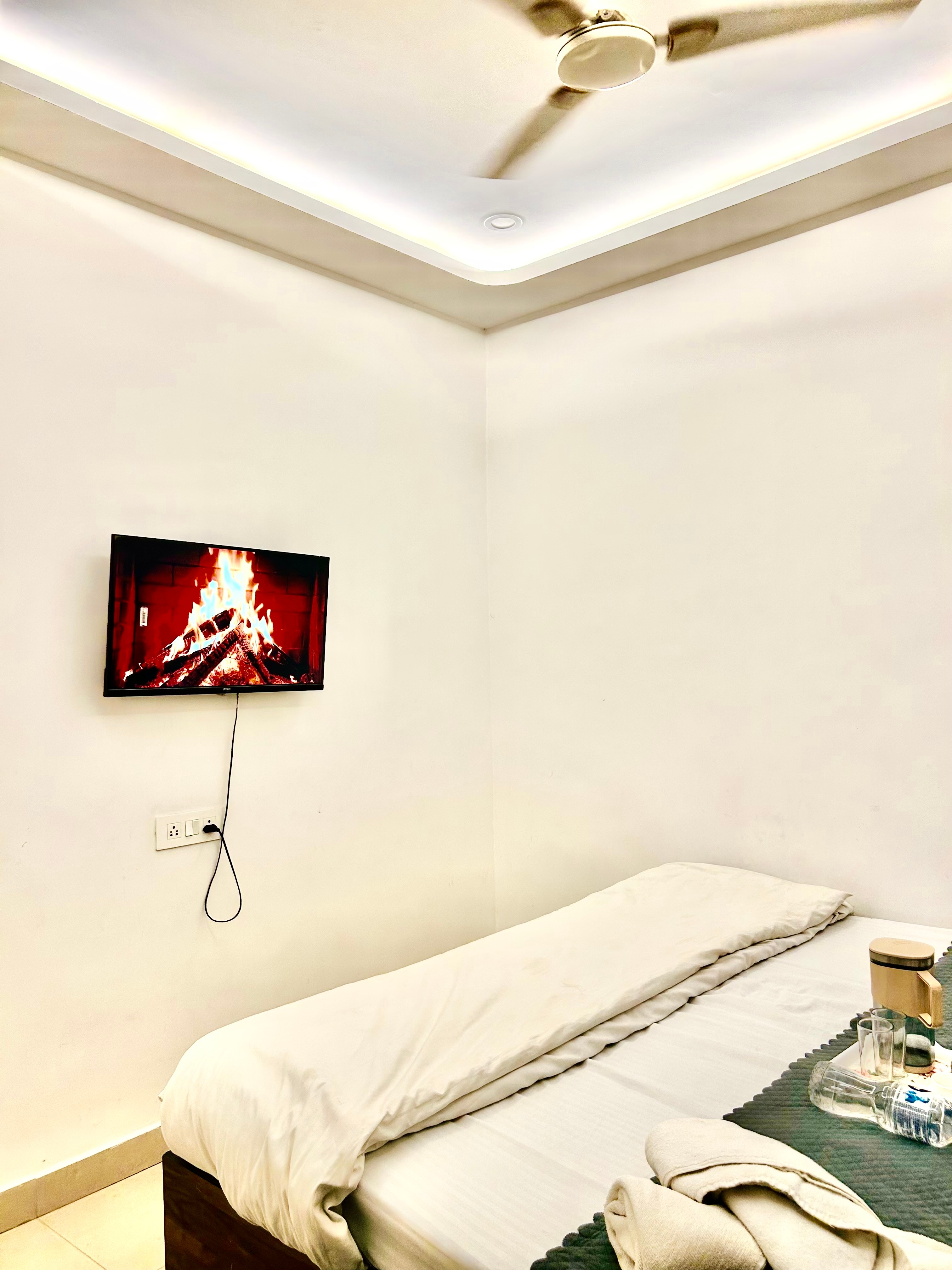 AP shankar P guest house - Tap to explore photos