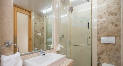 Regent Colaba Room Type - Deluxe Room