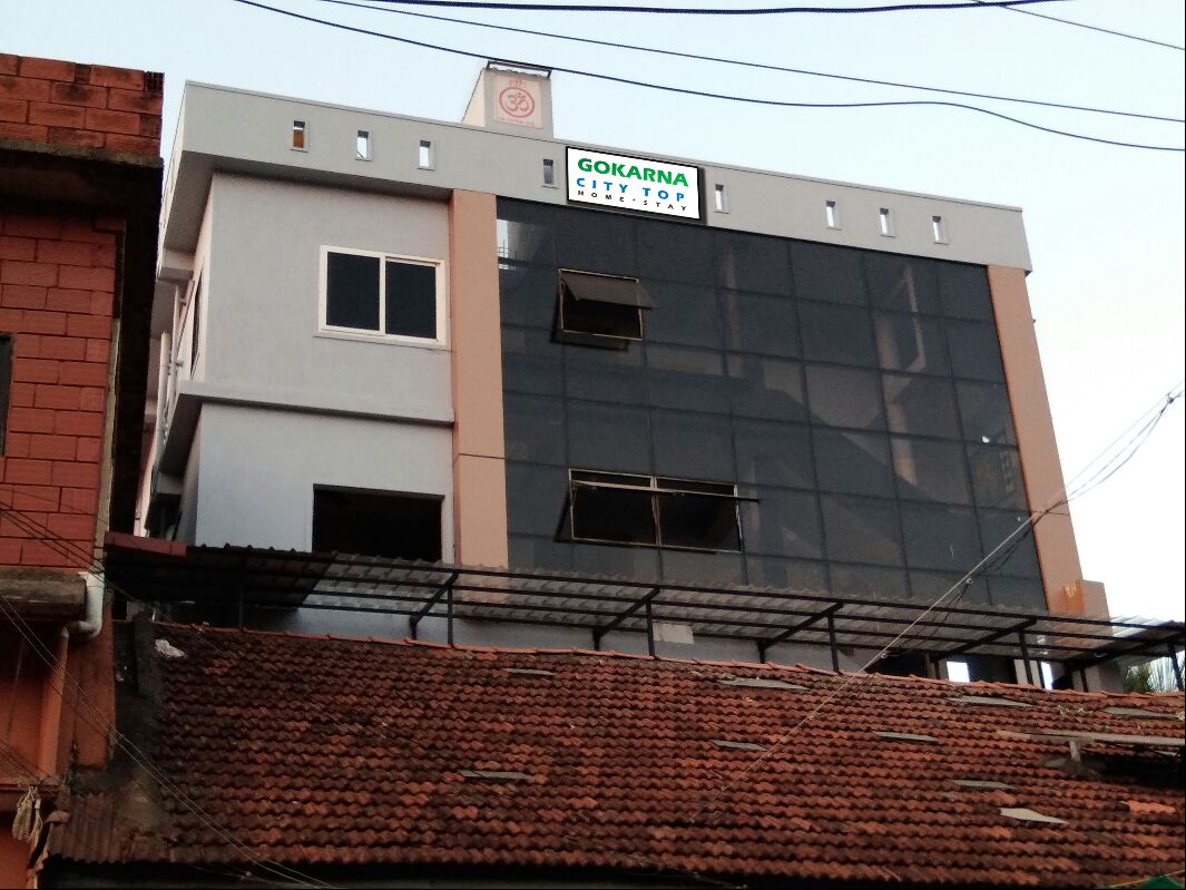 Gokarna City Stay Rooms - Tap to explore photos