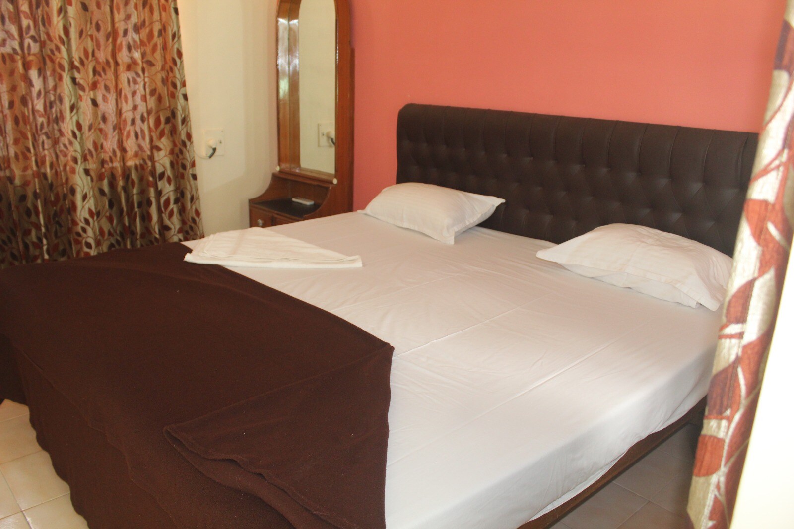 Alor beach resort flat no 607 - Tap to explore photos