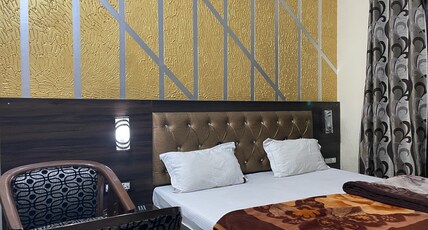 Trilok Hotel Room Type - Super Deluxe Room