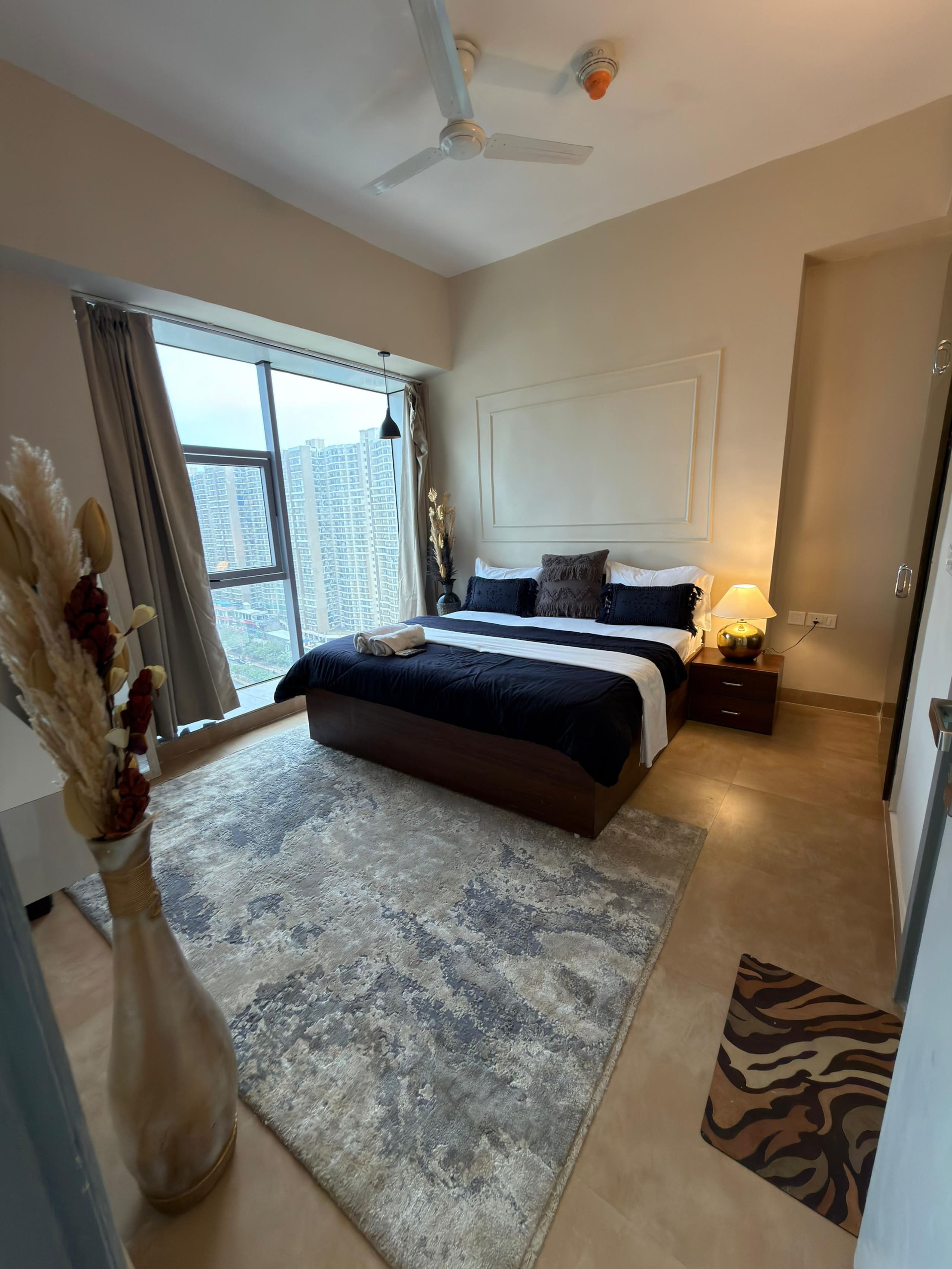 Modern Classic 1BHK Luxury Suite with Balcony - Tap to explore photos